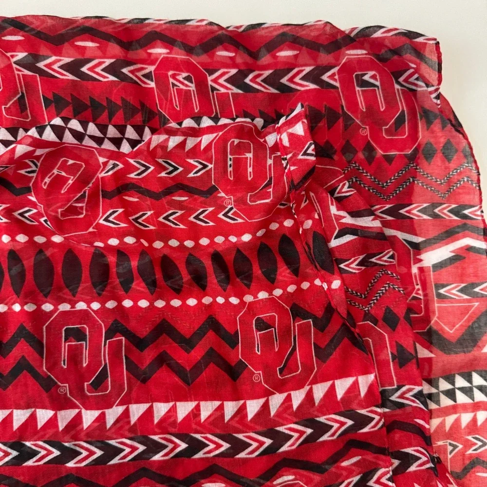 Oklahoma Sooners OU Red Black White Geometric Logo‎ Infinity Loop Scarf